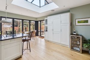 Photo 21- click for photo gallery